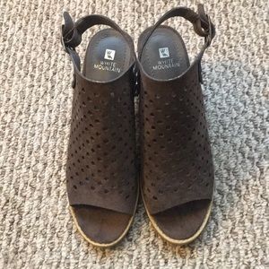 White Mountain shoes